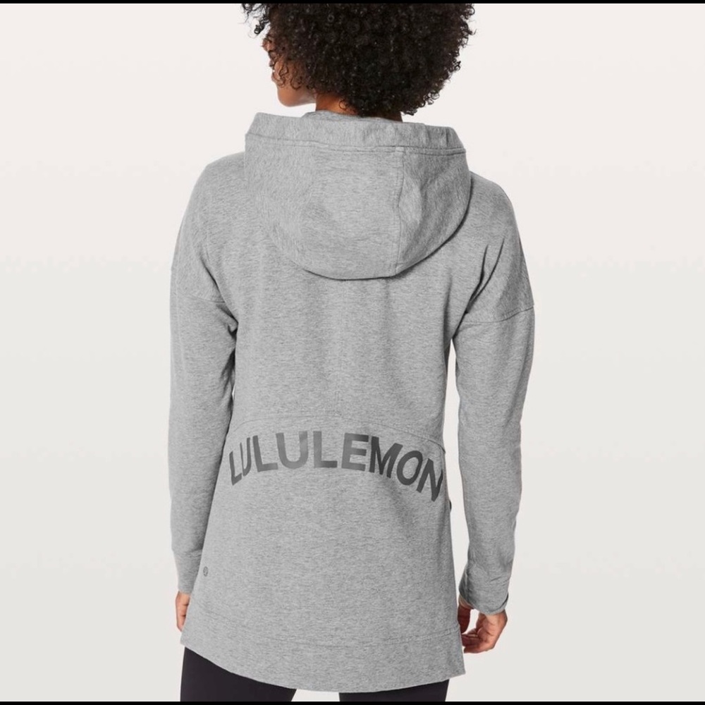 Lululemon cut above hoodie size 8